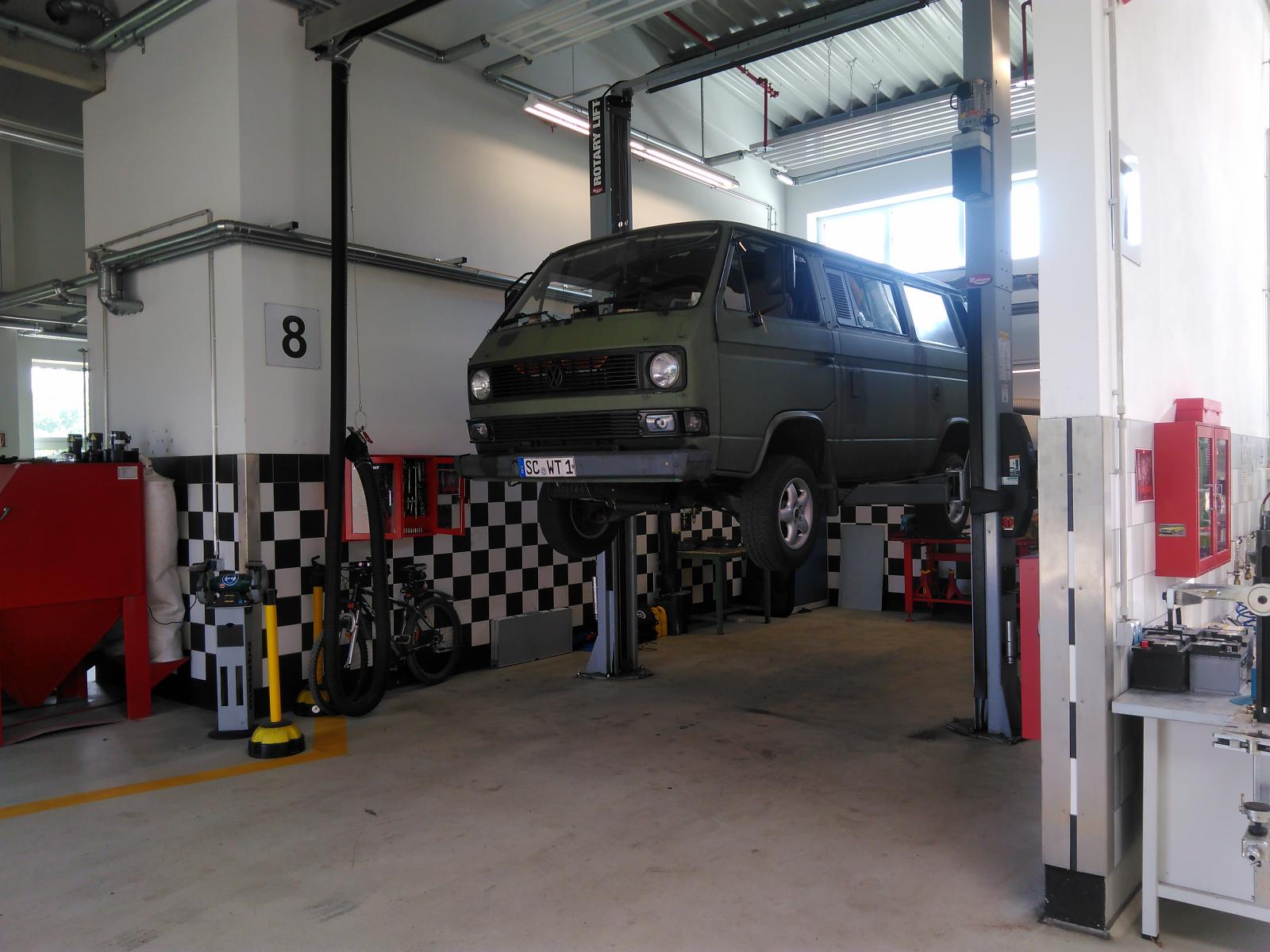 Image may have been reduced in size. Click image to view fullscreen.