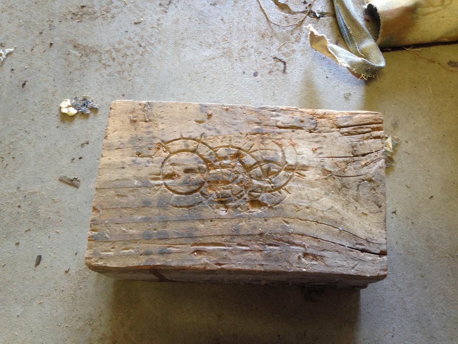 Image may have been reduced in size. Click image to view fullscreen.