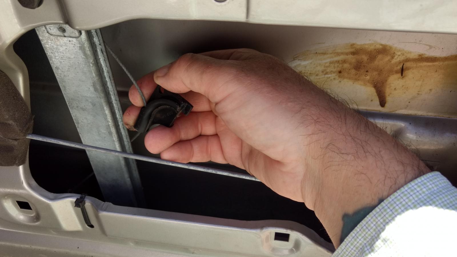 Thesamba Com Vanagon View Topic Can Someone Explain The Sliding Door Lock