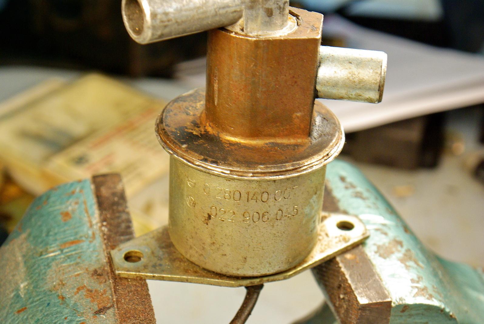 Image may have been reduced in size. Click image to view fullscreen.