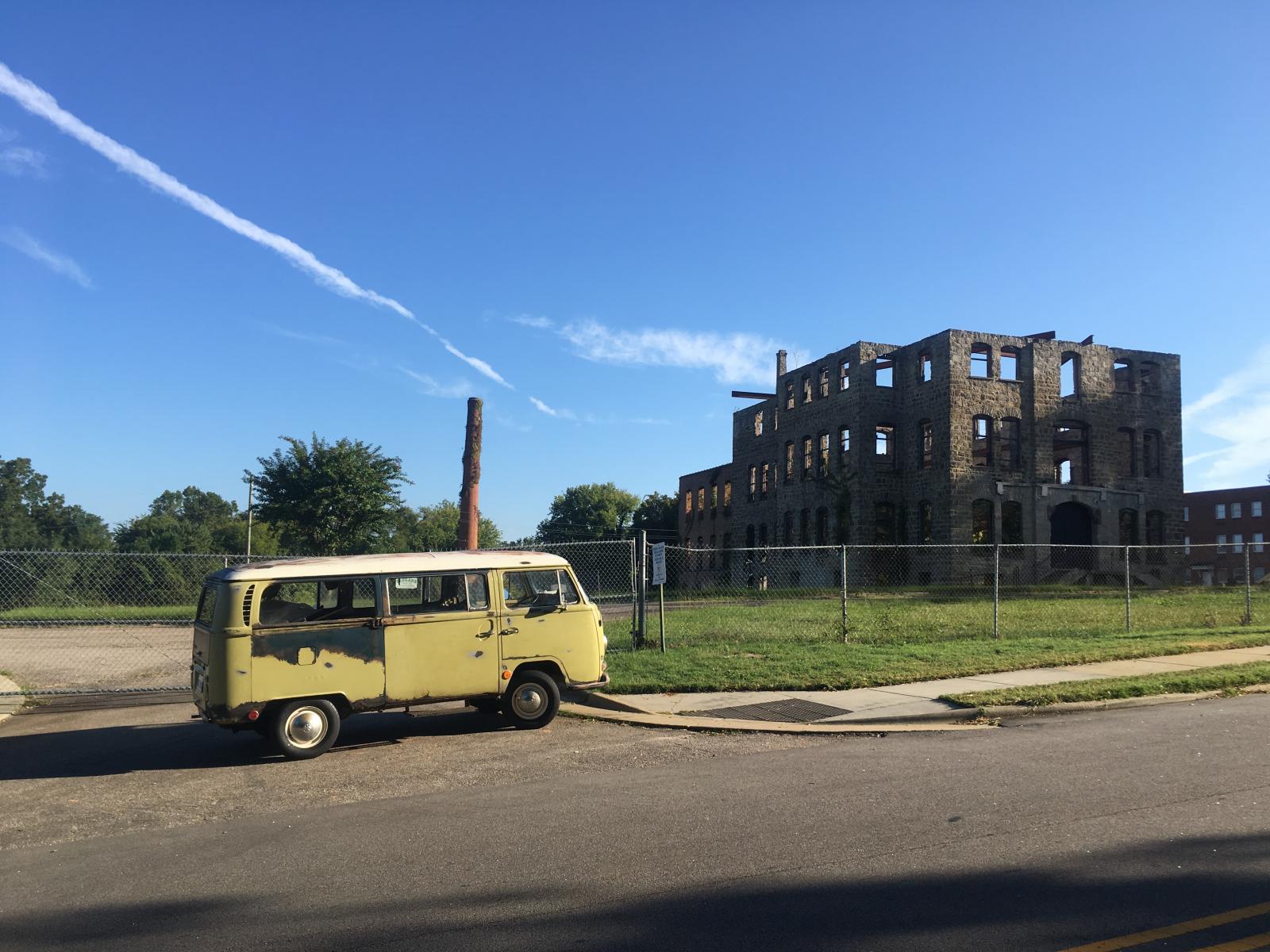 Image may have been reduced in size. Click image to view fullscreen.