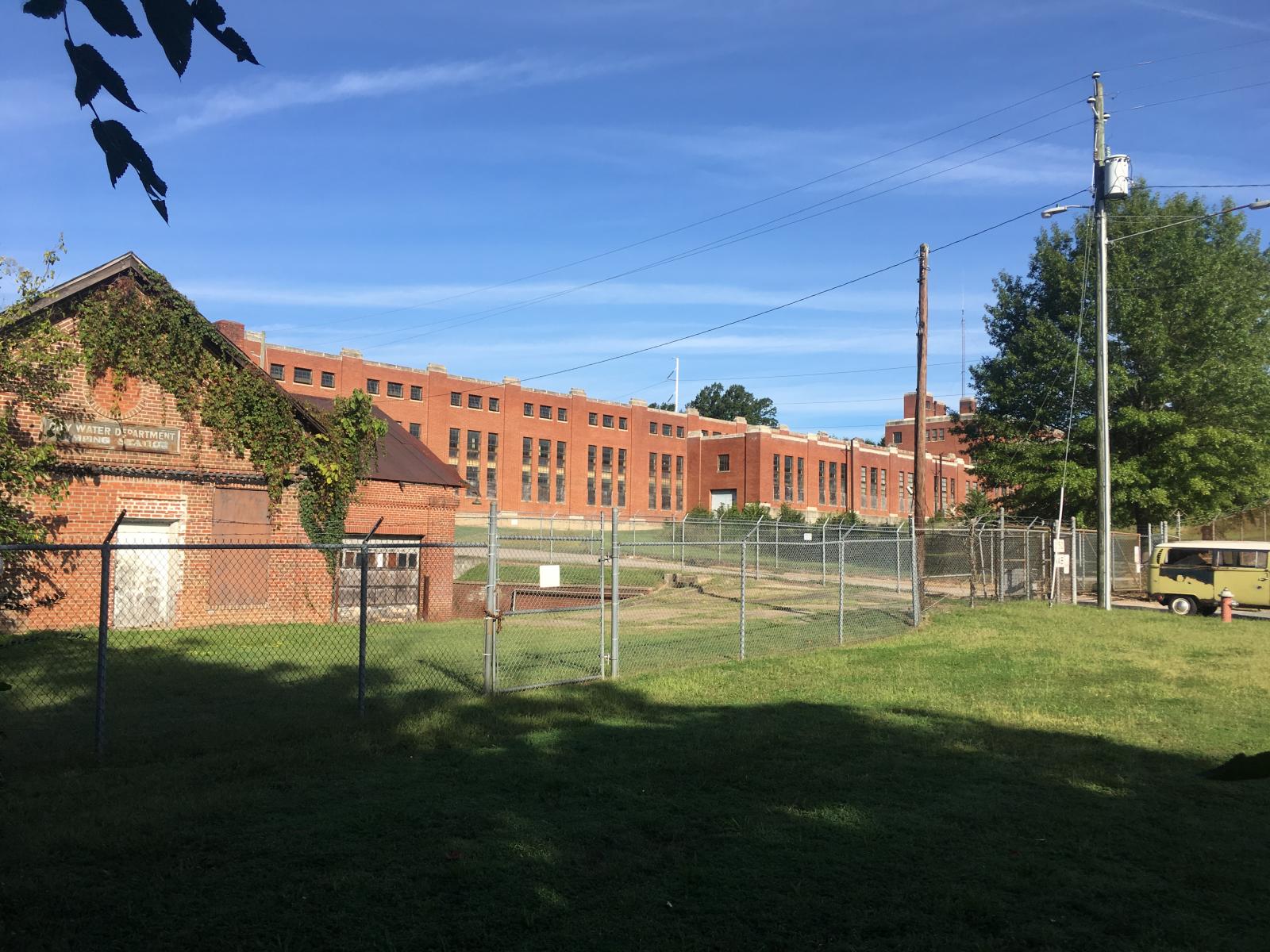 Image may have been reduced in size. Click image to view fullscreen.