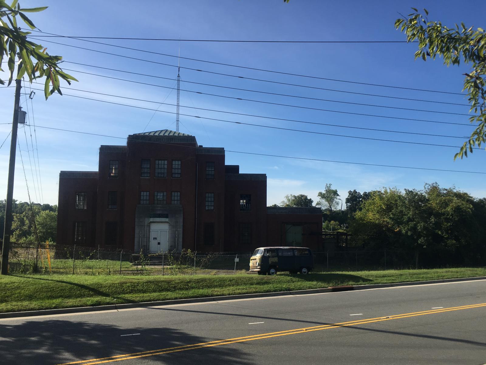 Image may have been reduced in size. Click image to view fullscreen.