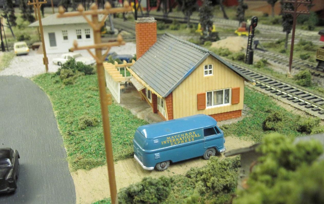 Image may have been reduced in size. Click image to view fullscreen.