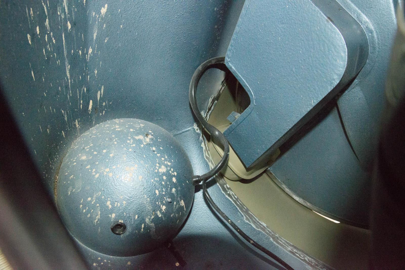 Gallery Headlight Wire loom routing