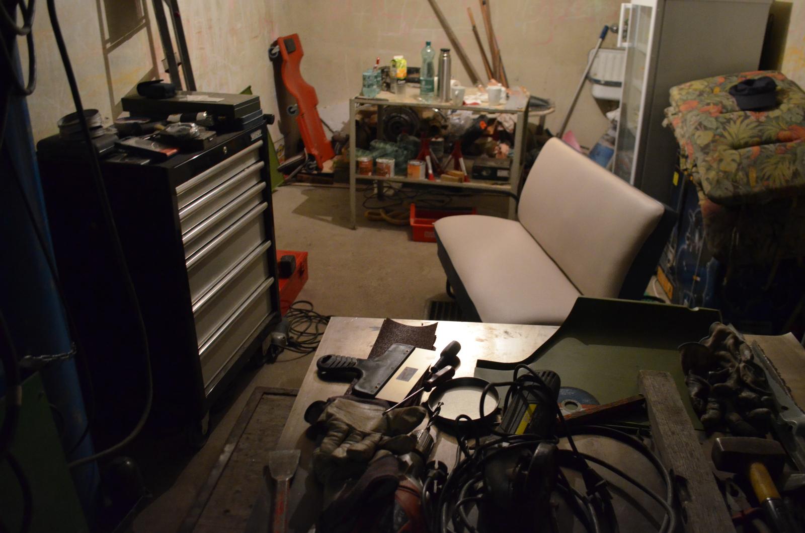 Image may have been reduced in size. Click image to view fullscreen.