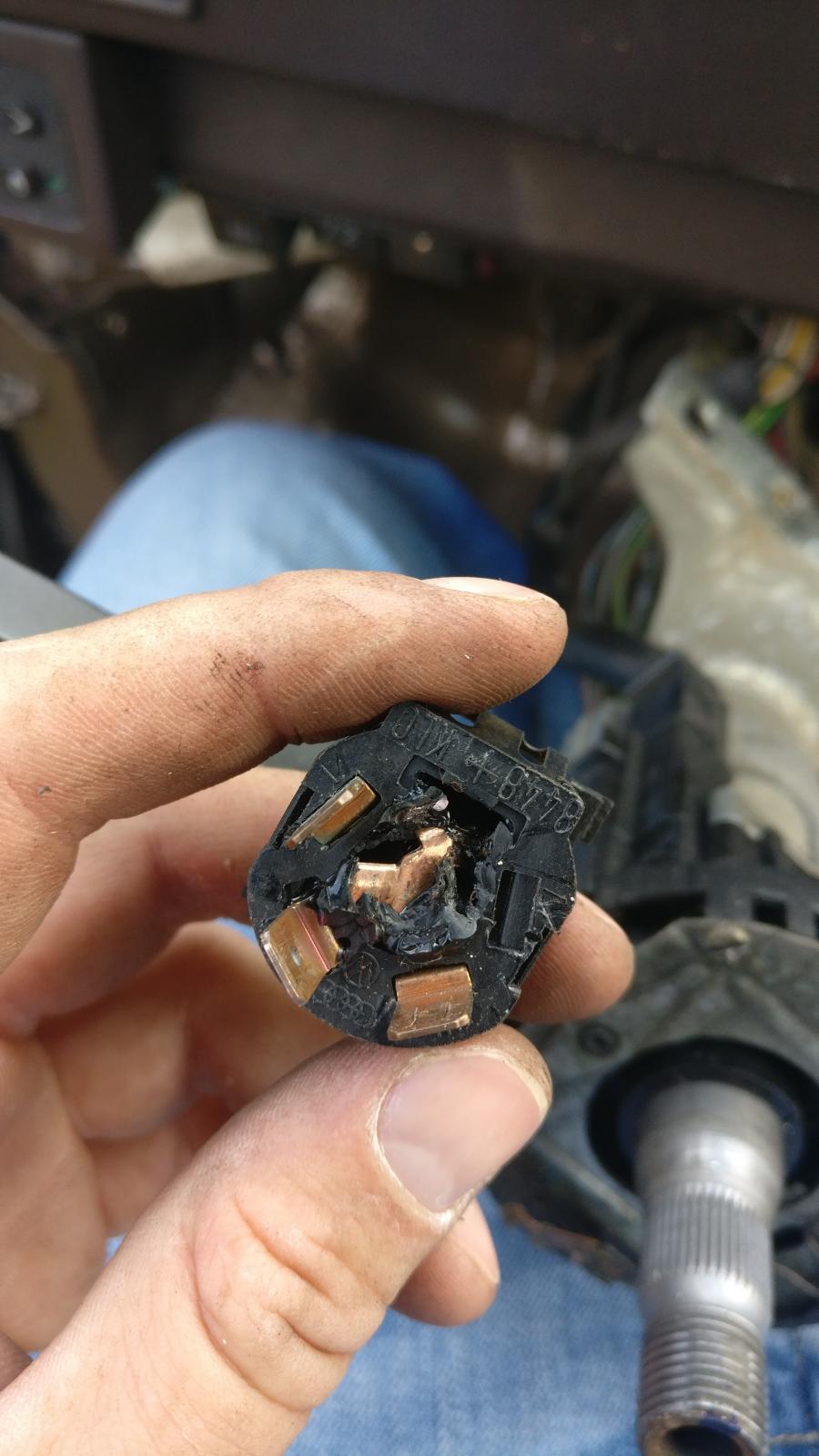 Image may have been reduced in size. Click image to view fullscreen.