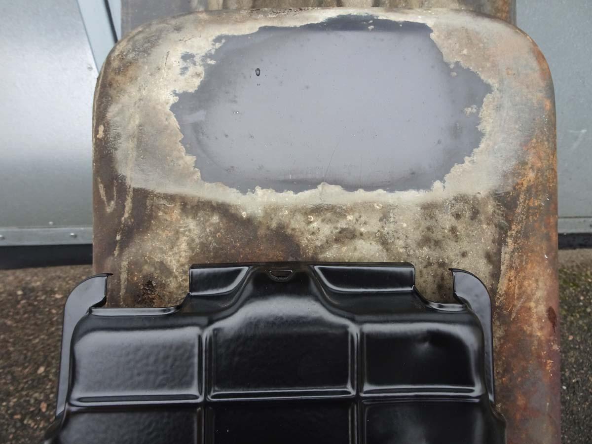 Image may have been reduced in size. Click image to view fullscreen.