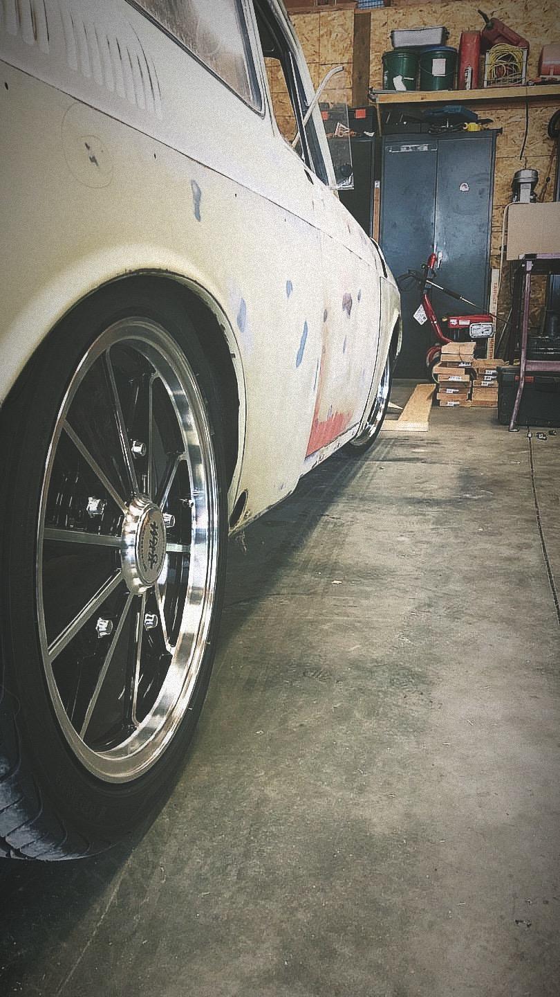 Image may have been reduced in size. Click image to view fullscreen.