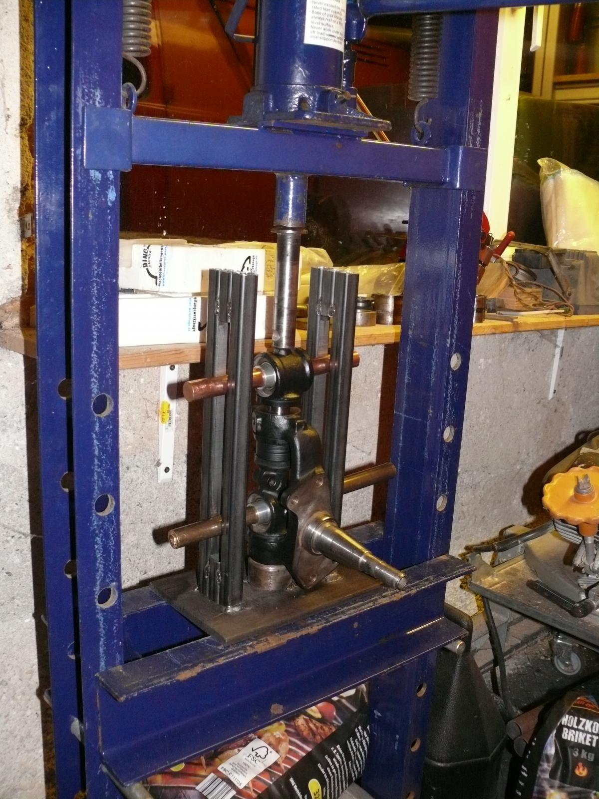 Image may have been reduced in size. Click image to view fullscreen.