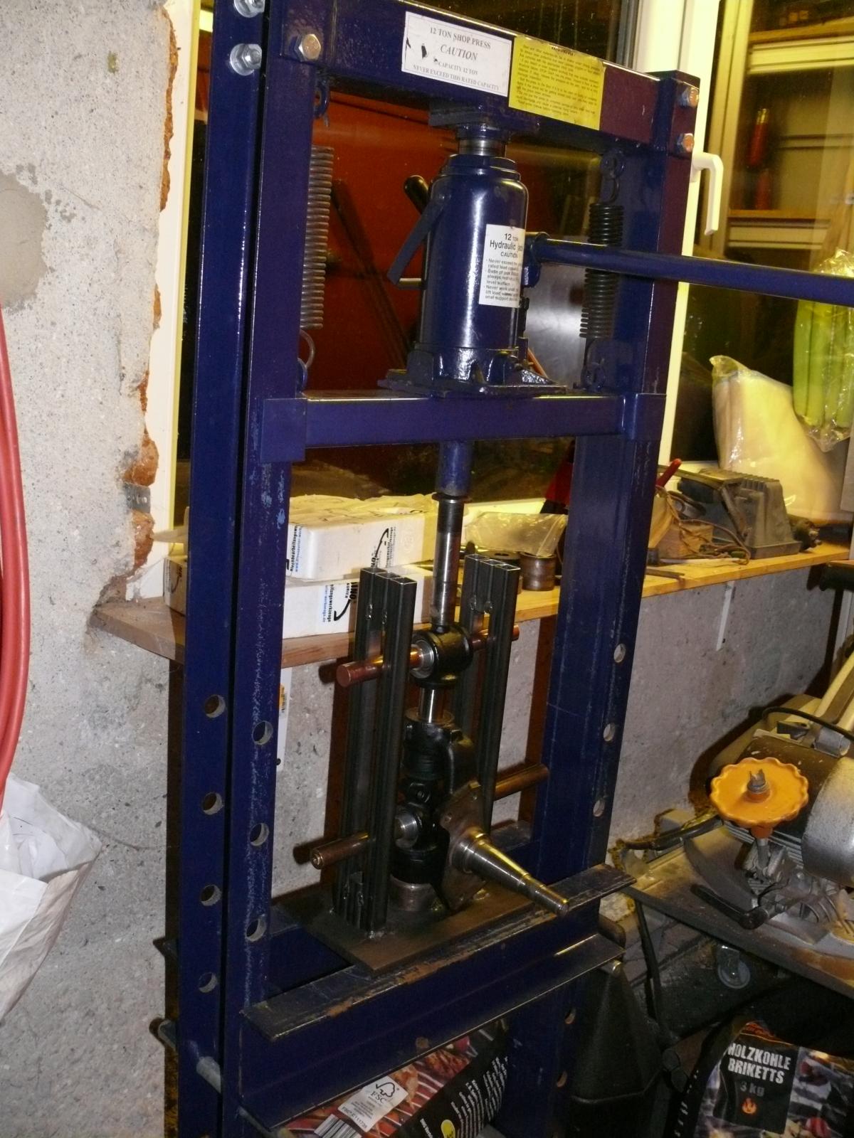 Image may have been reduced in size. Click image to view fullscreen.