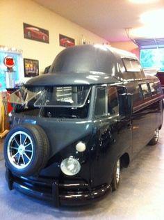 Image may have been reduced in size. Click image to view fullscreen.