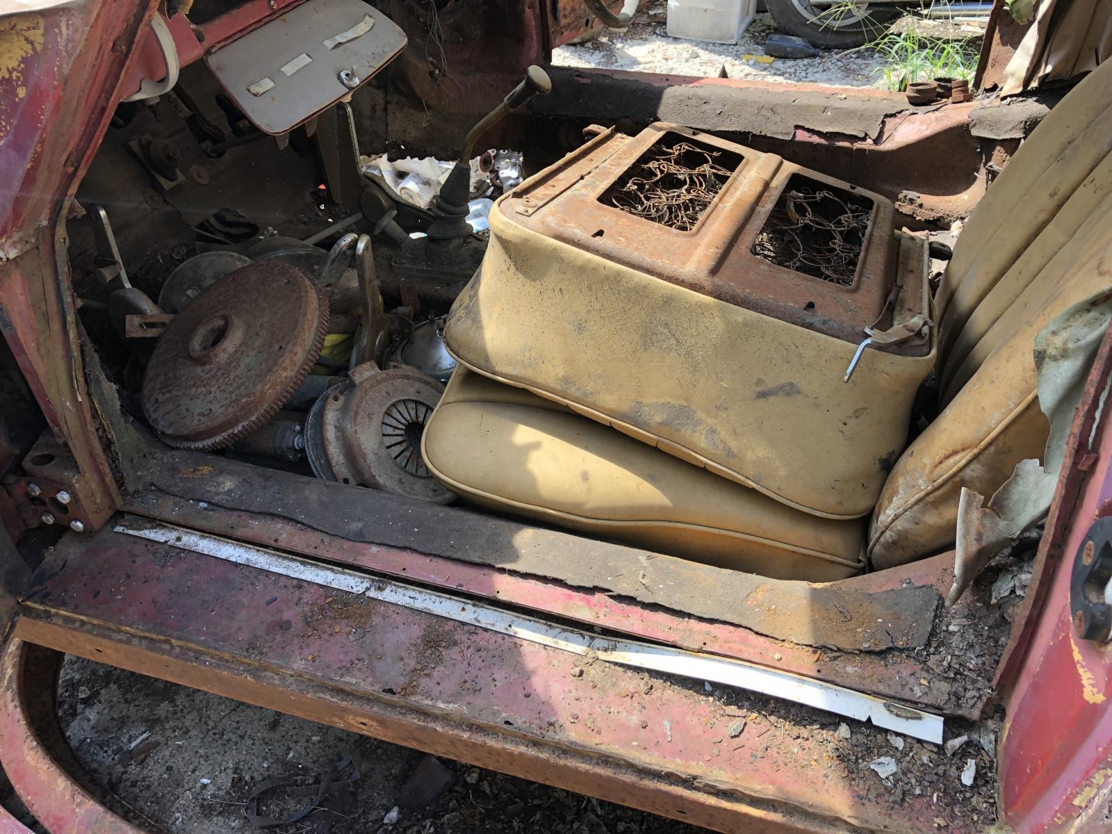 Image may have been reduced in size. Click image to view fullscreen.