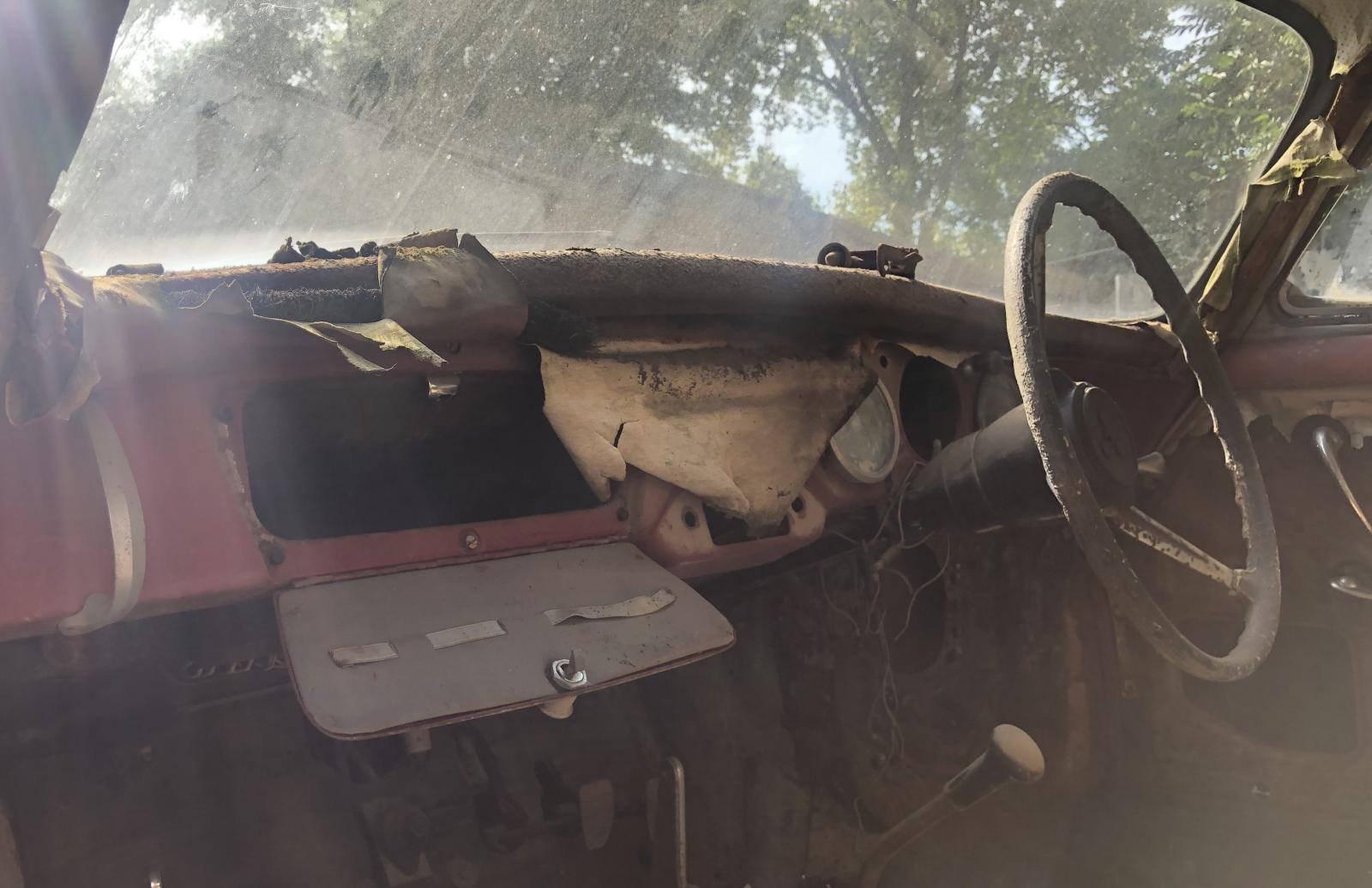 Image may have been reduced in size. Click image to view fullscreen.