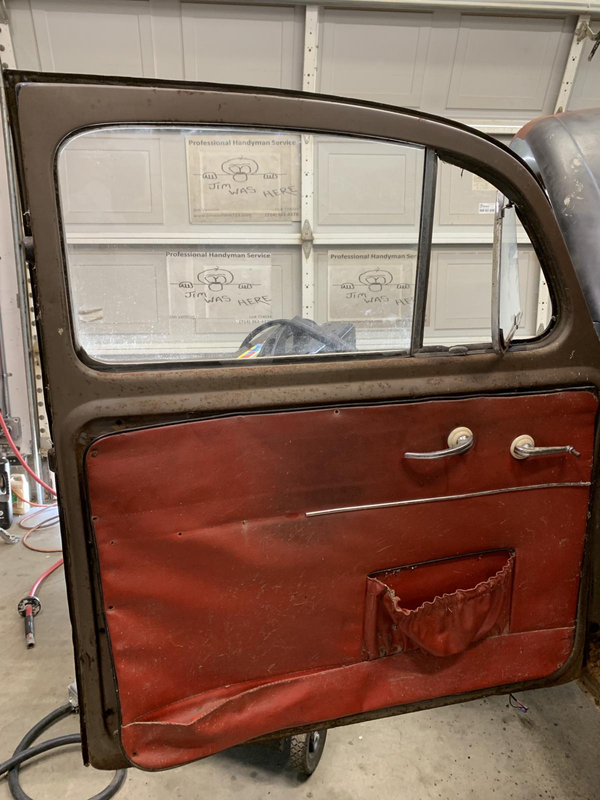 Image may have been reduced in size. Click image to view fullscreen.