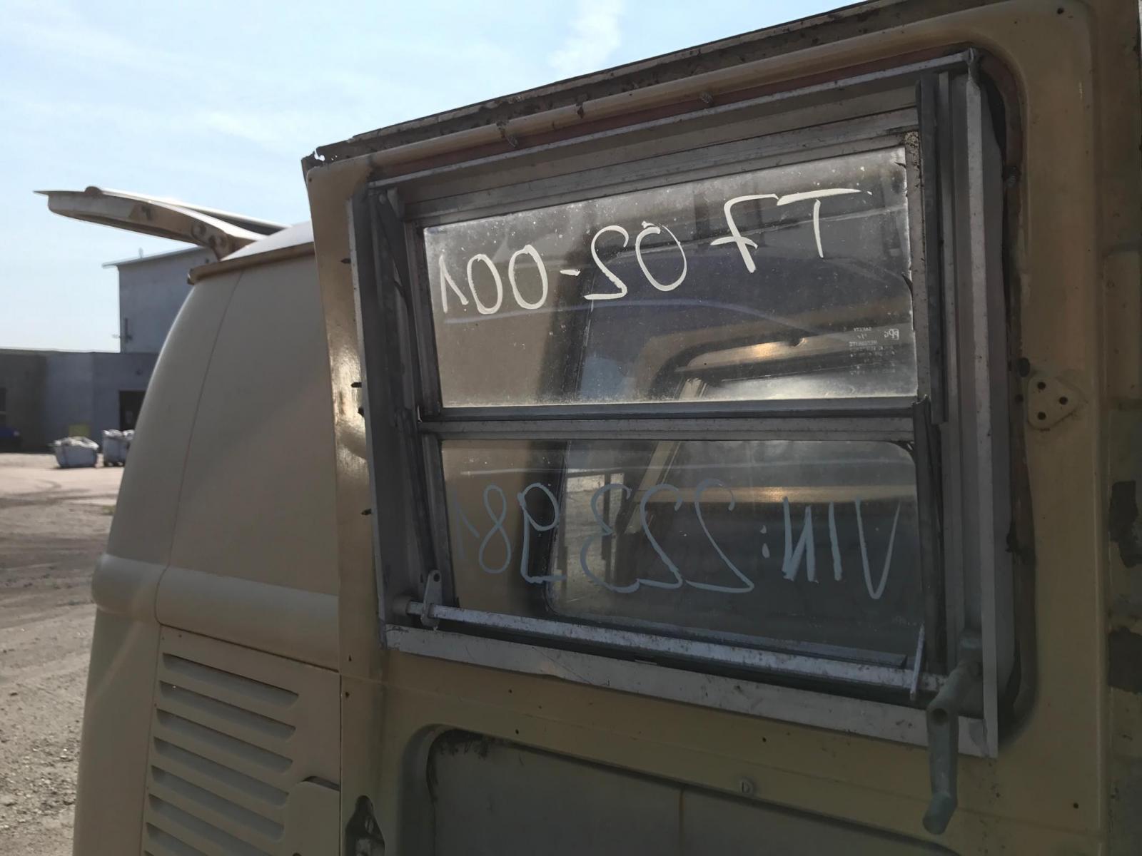 Image may have been reduced in size. Click image to view fullscreen.