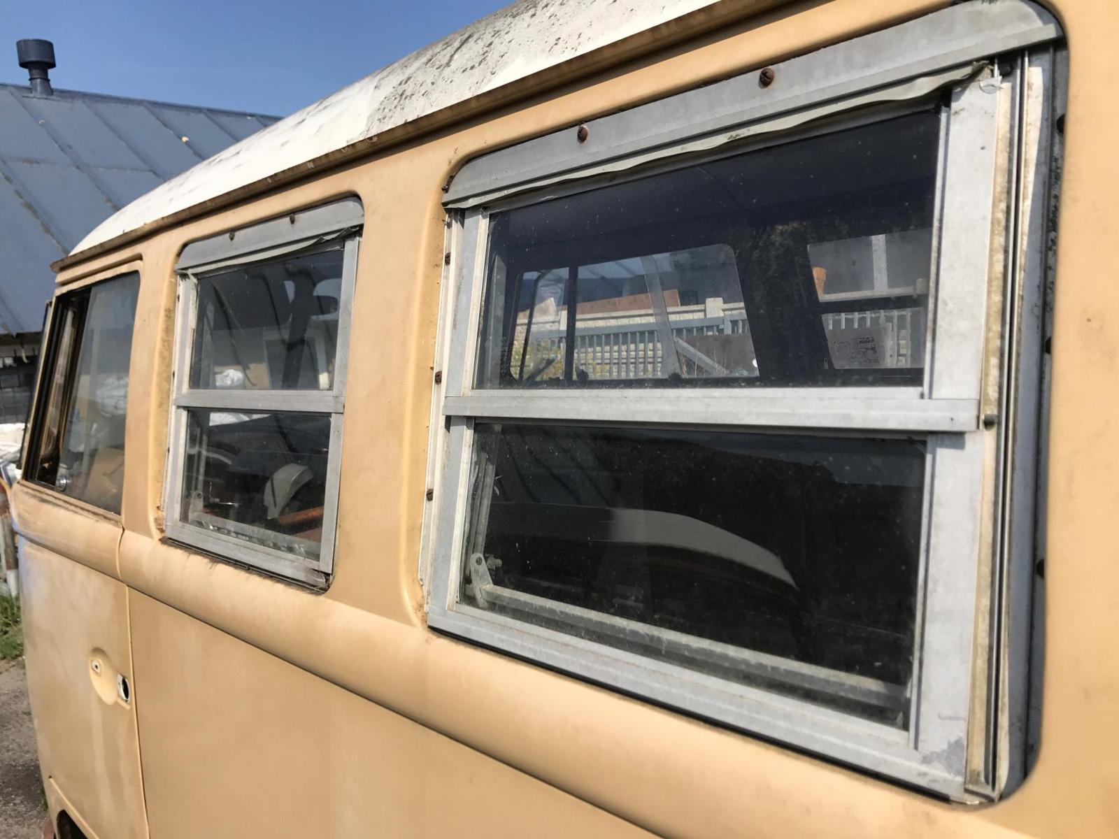 Image may have been reduced in size. Click image to view fullscreen.