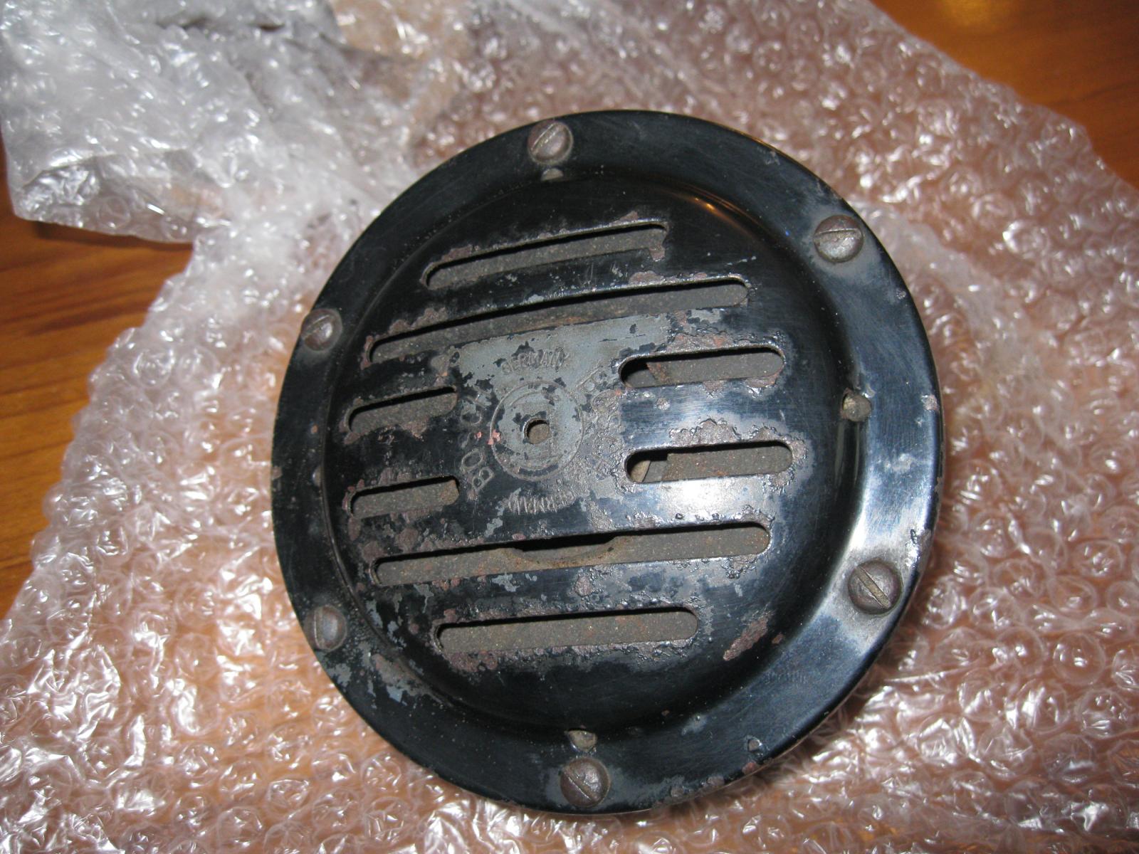 Image may have been reduced in size. Click image to view fullscreen.