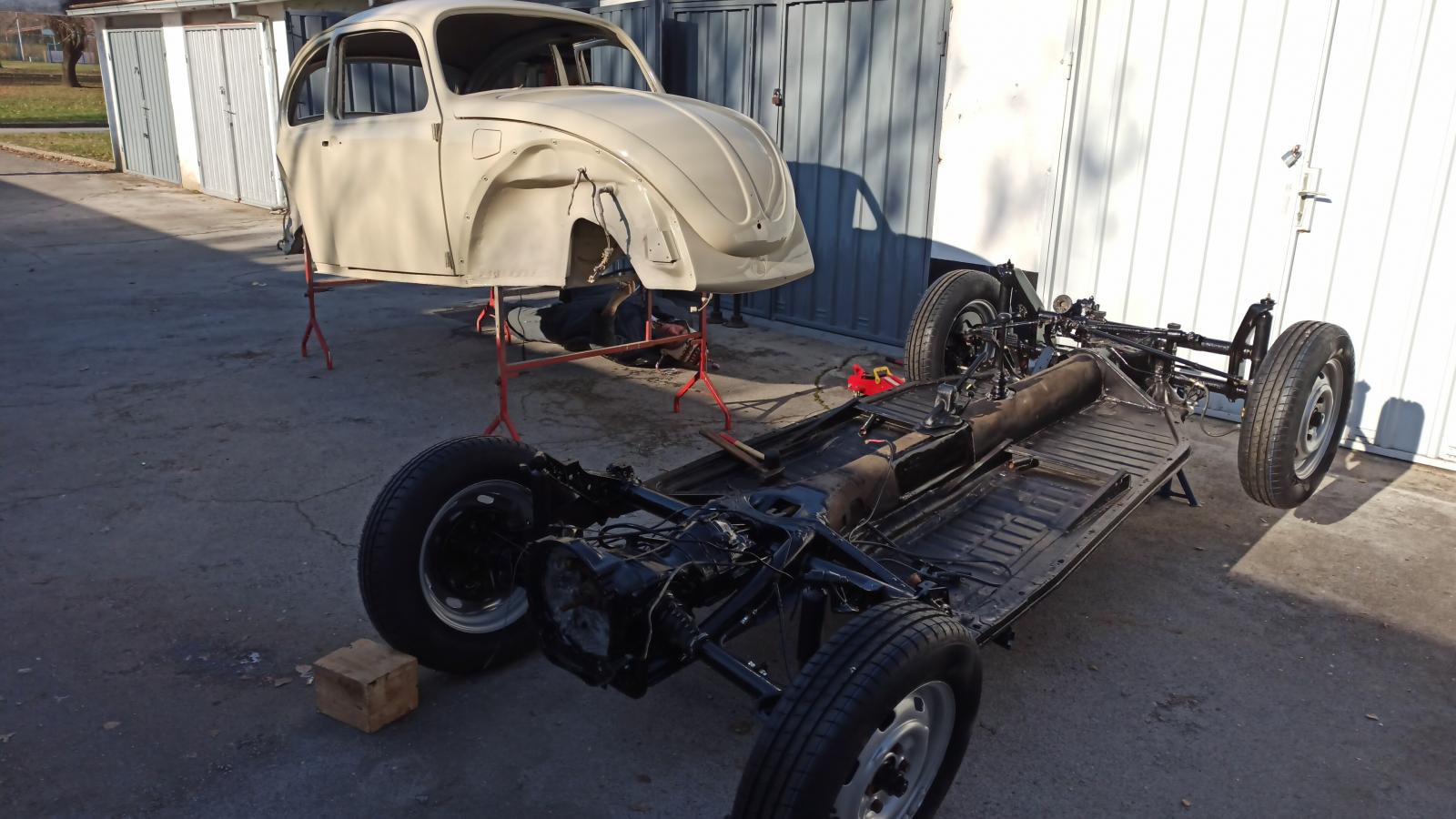 Image may have been reduced in size. Click image to view fullscreen.