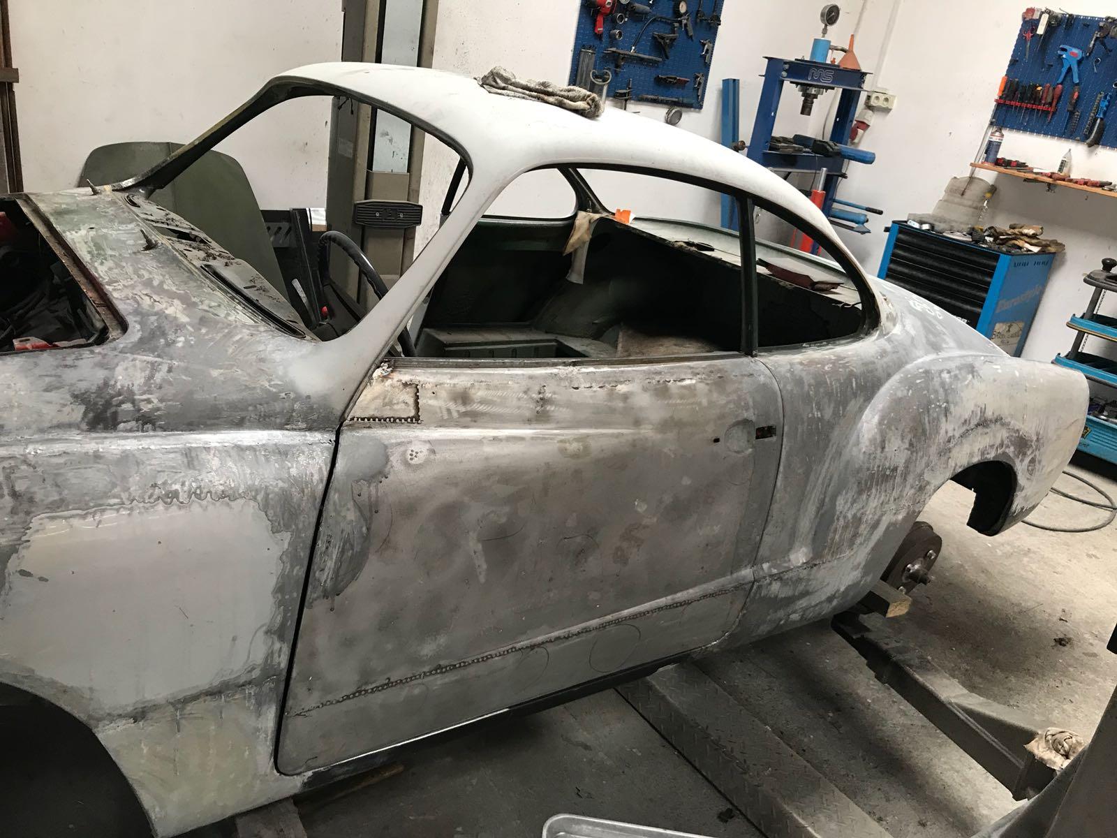 Image may have been reduced in size. Click image to view fullscreen.