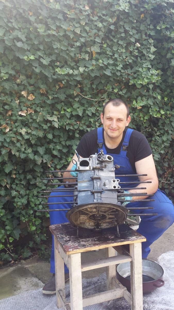 Image may have been reduced in size. Click image to view fullscreen.