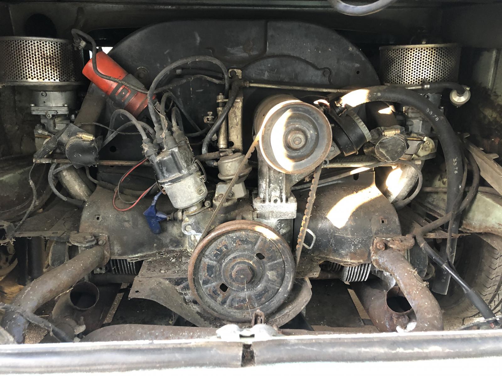 Image may have been reduced in size. Click image to view fullscreen.