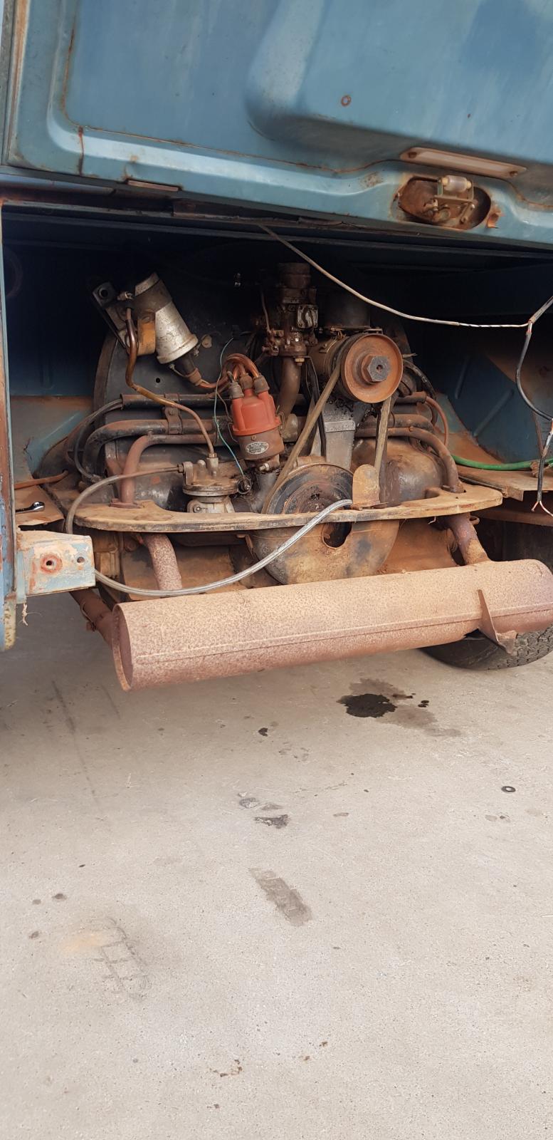 Image may have been reduced in size. Click image to view fullscreen.