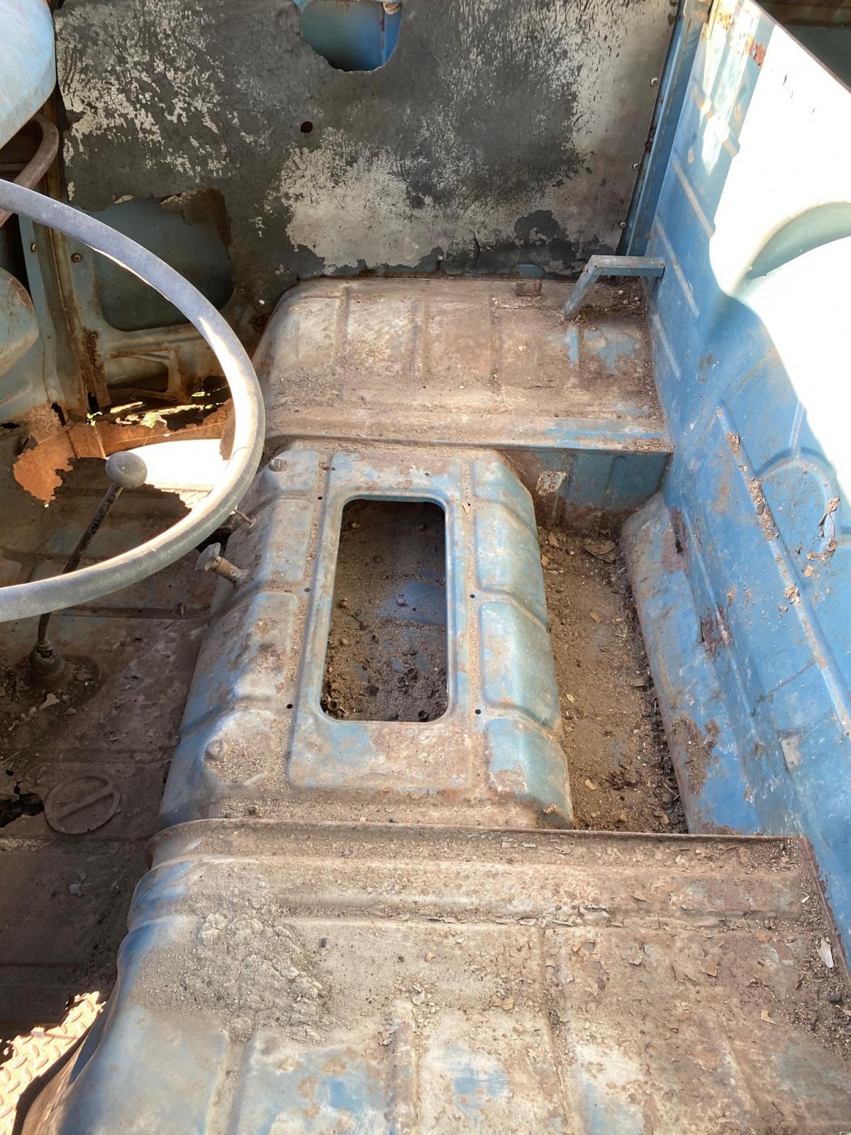 Image may have been reduced in size. Click image to view fullscreen.