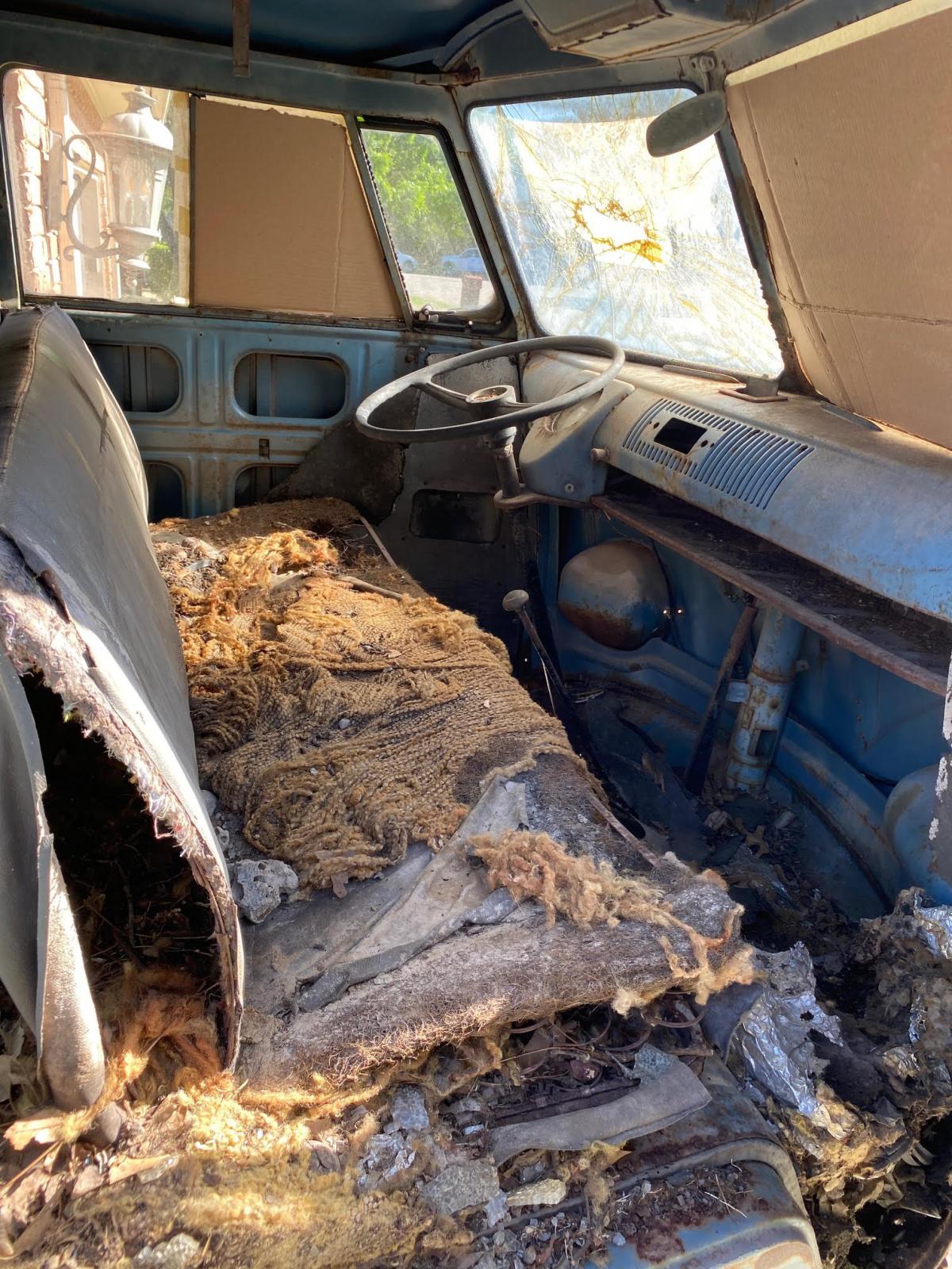 Image may have been reduced in size. Click image to view fullscreen.