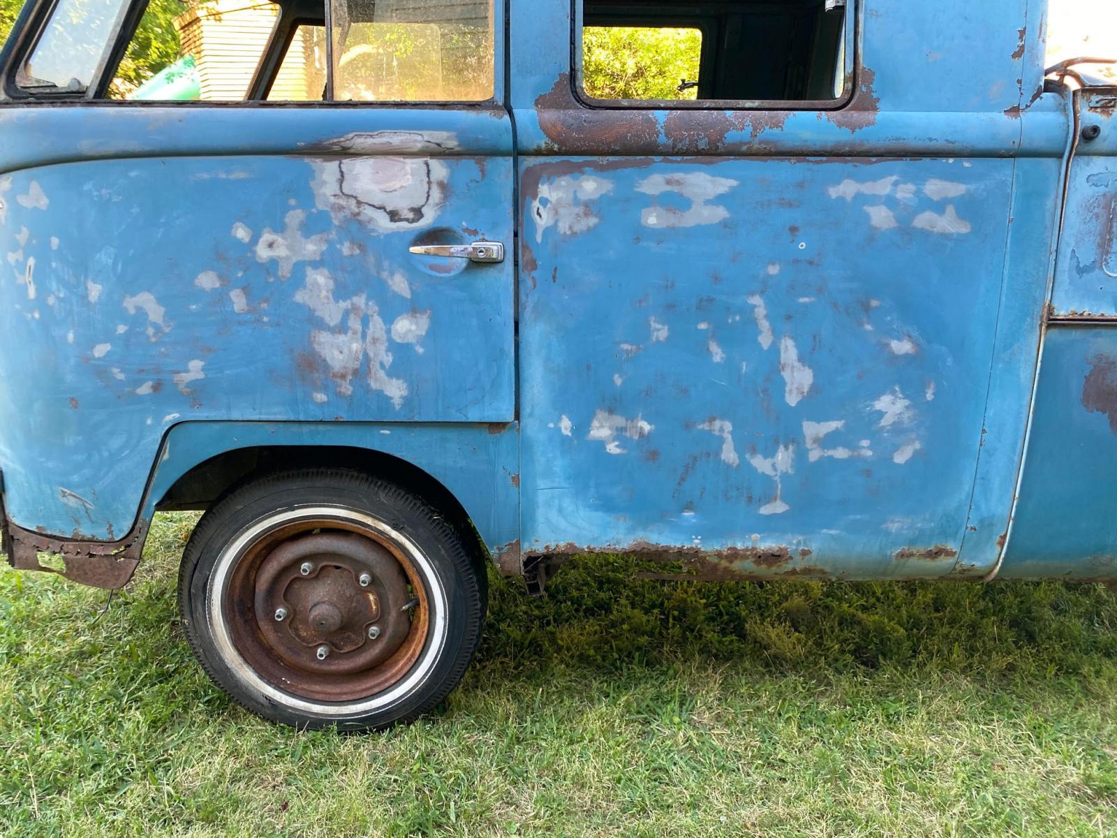 Image may have been reduced in size. Click image to view fullscreen.