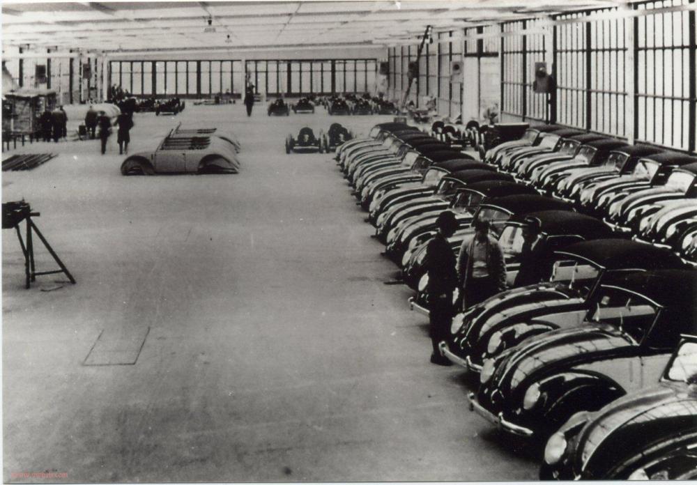 Image may have been reduced in size. Click image to view fullscreen.