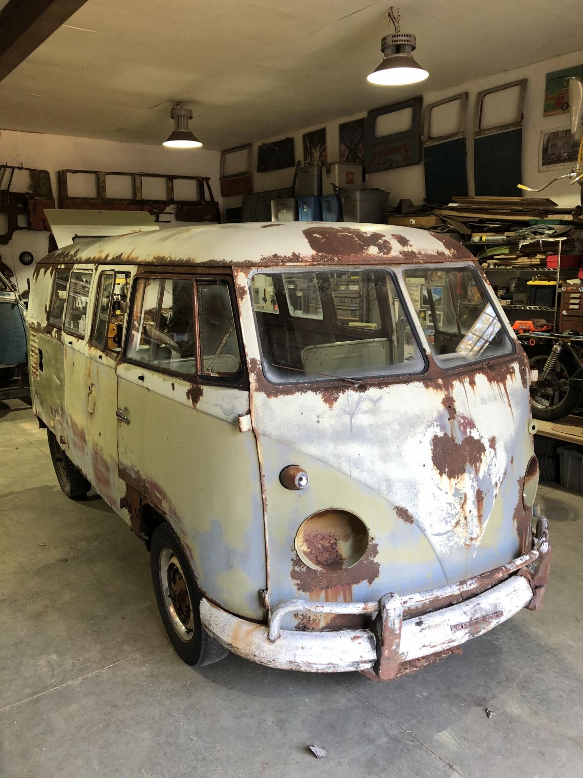 Image may have been reduced in size. Click image to view fullscreen.