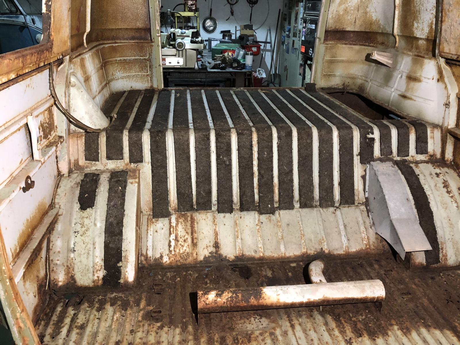 Image may have been reduced in size. Click image to view fullscreen.