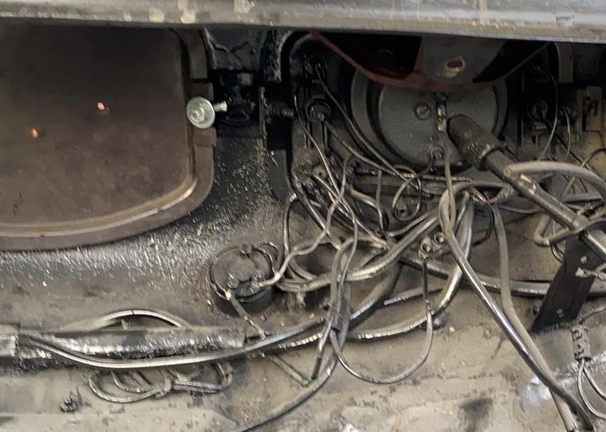 Image may have been reduced in size. Click image to view fullscreen.