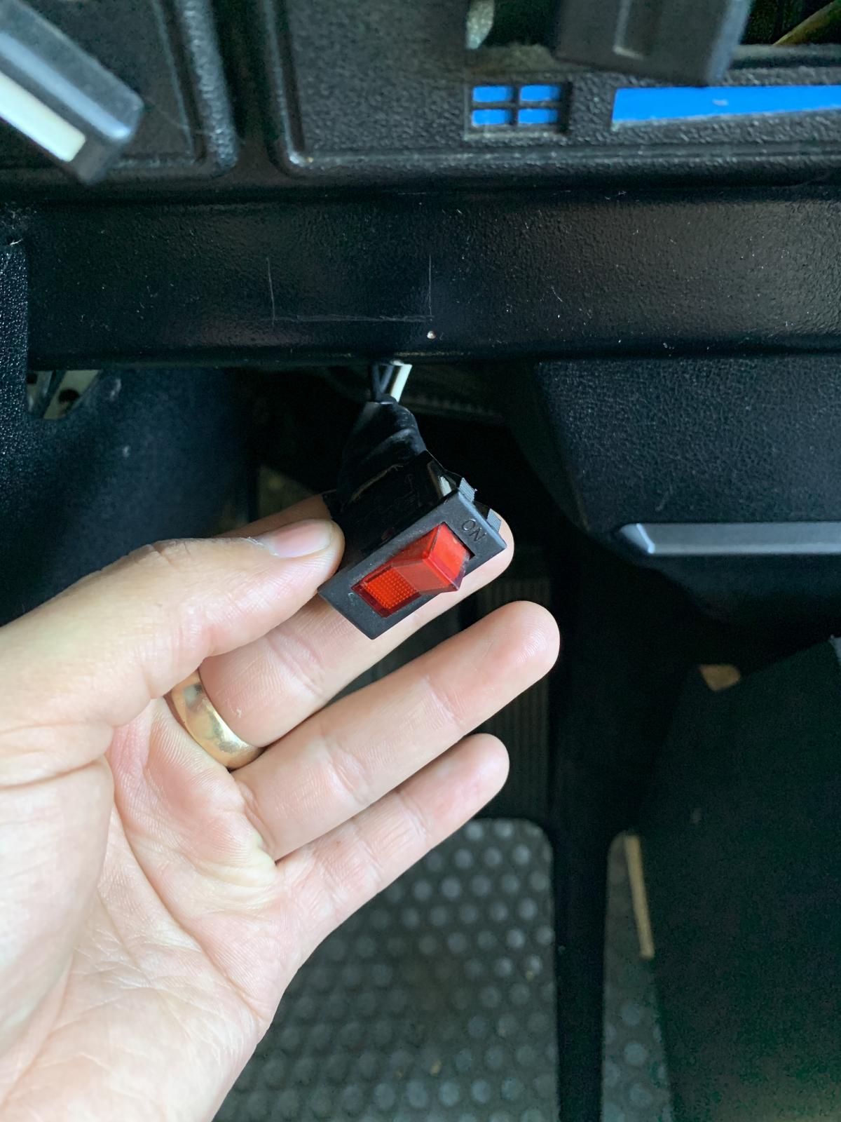 Image may have been reduced in size. Click image to view fullscreen.