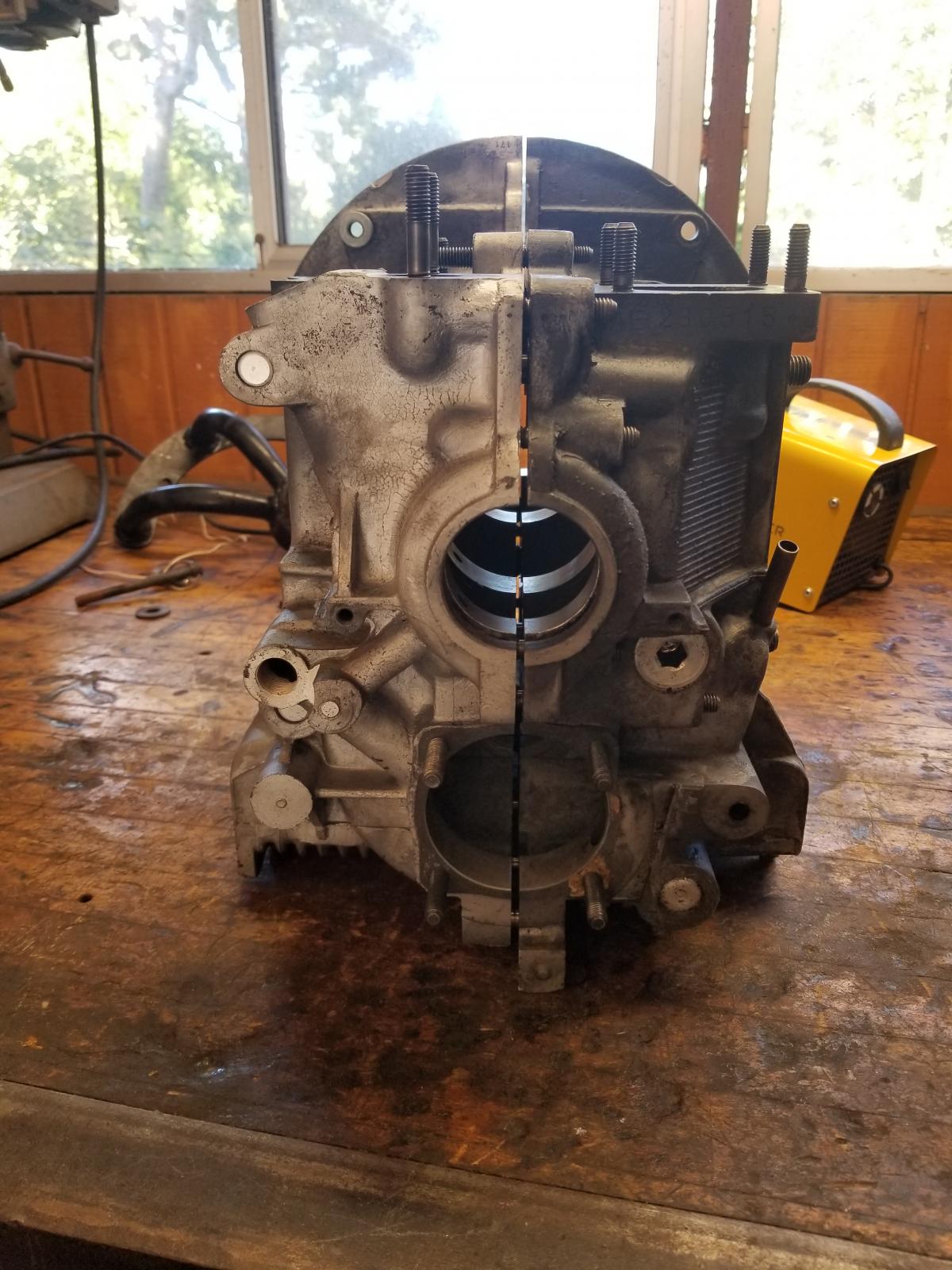 Gallery ENGINE CASE SODA BLAST