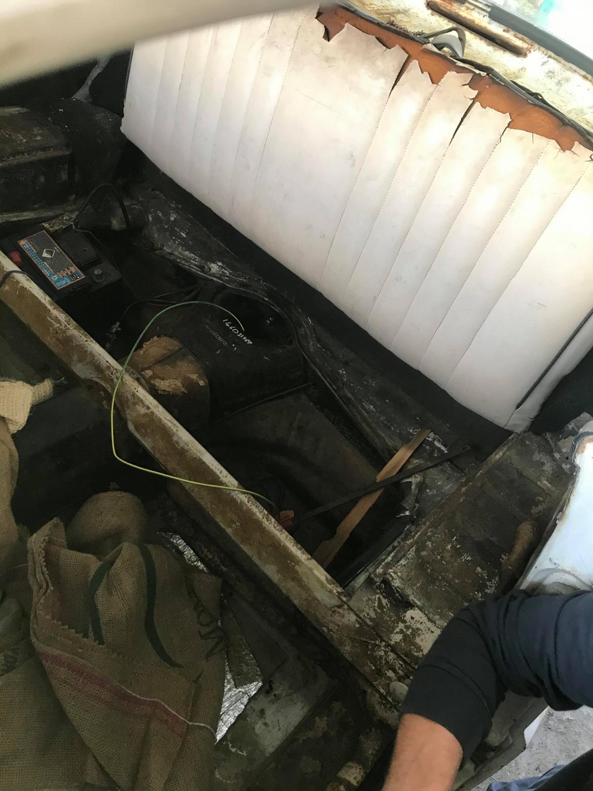 Image may have been reduced in size. Click image to view fullscreen.