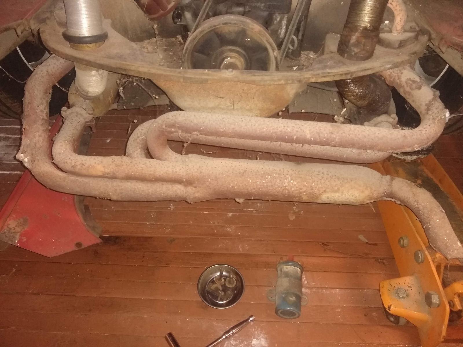 Image may have been reduced in size. Click image to view fullscreen.