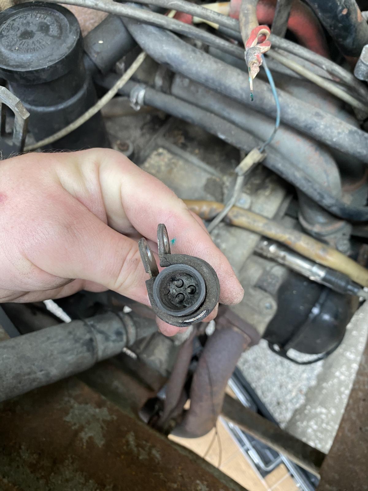 Image may have been reduced in size. Click image to view fullscreen.