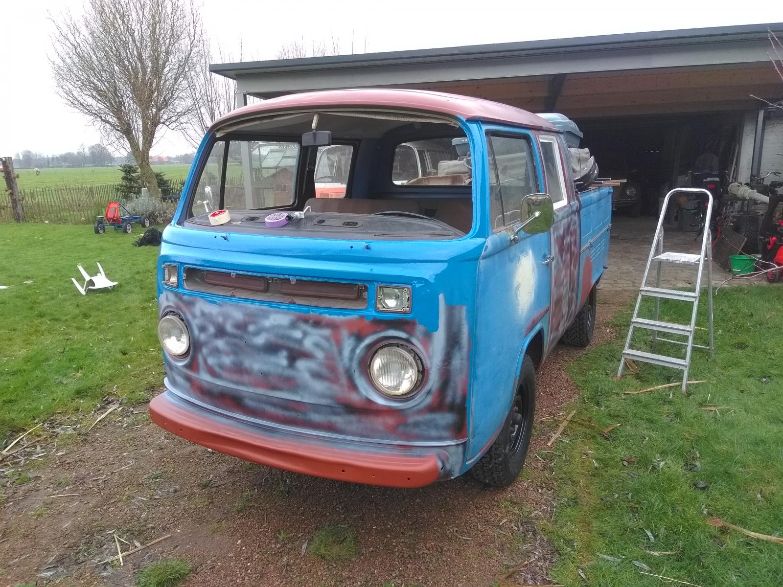 Image may have been reduced in size. Click image to view fullscreen.