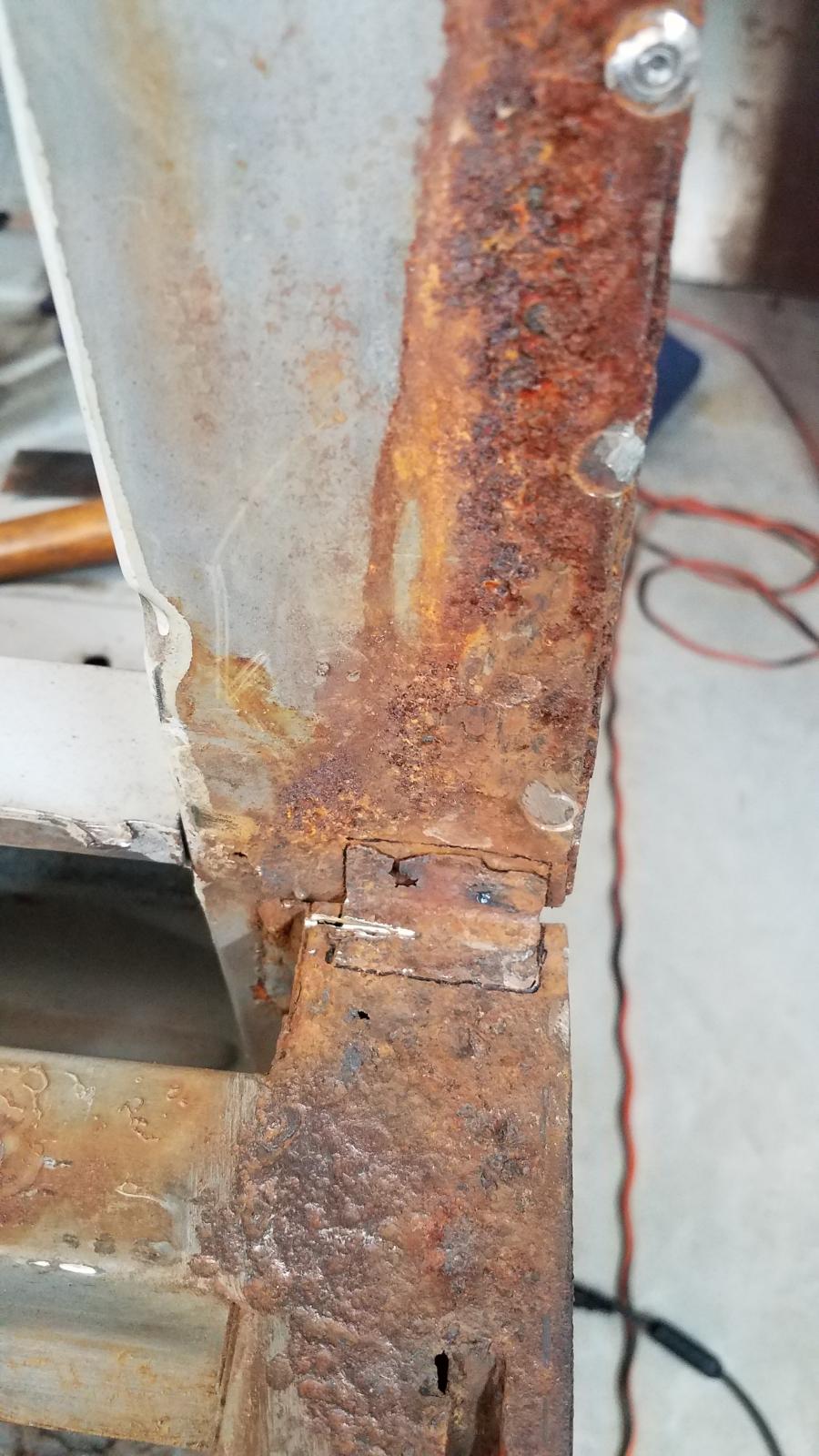 Image may have been reduced in size. Click image to view fullscreen.