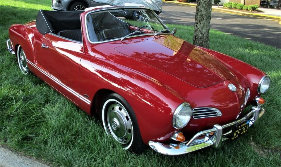 Image may have been reduced in size. Click image to view fullscreen.