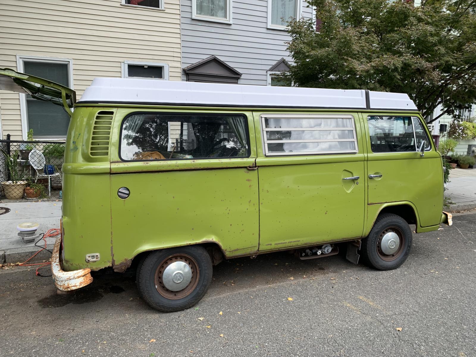 Image may have been reduced in size. Click image to view fullscreen.