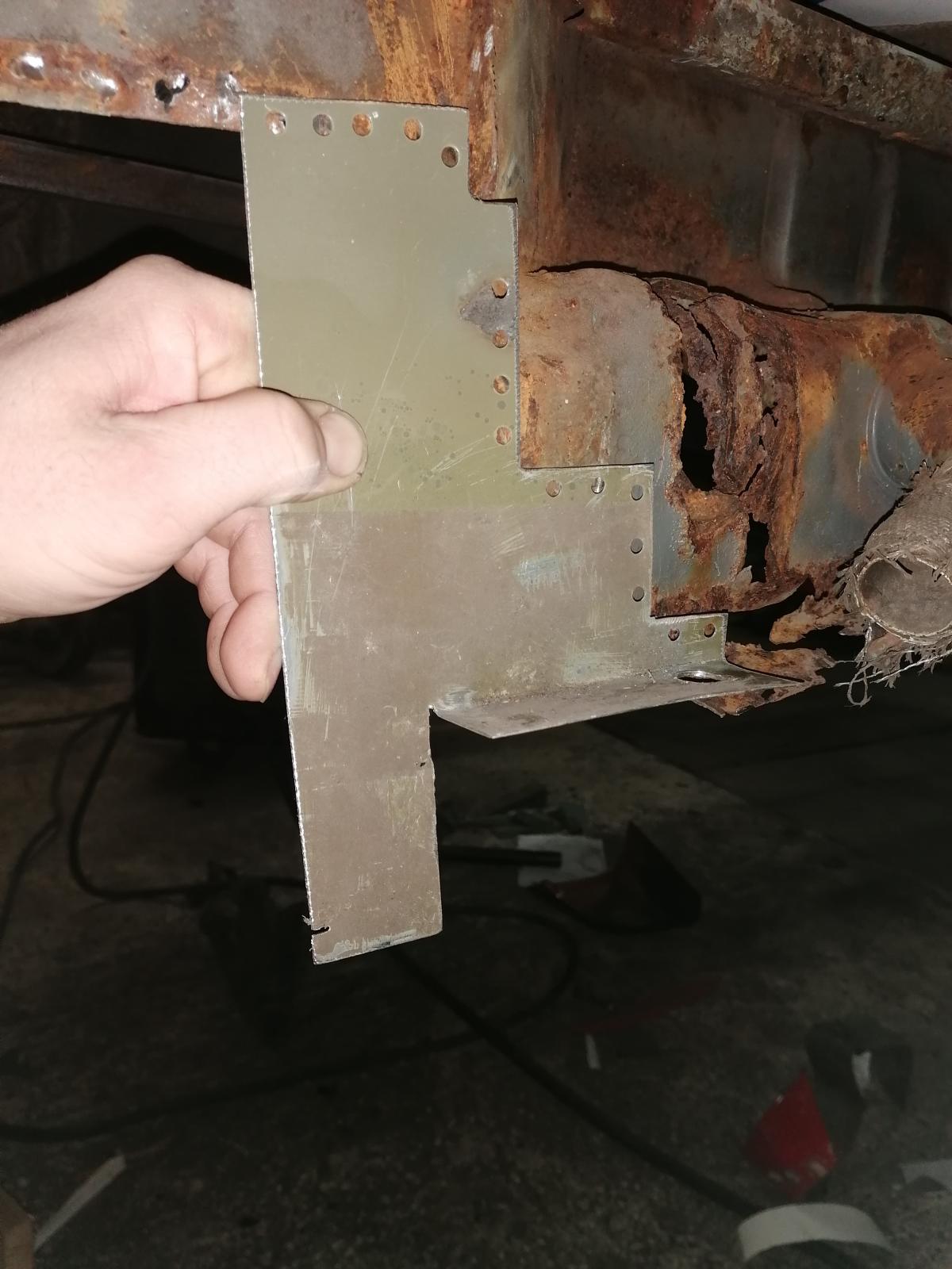 Image may have been reduced in size. Click image to view fullscreen.