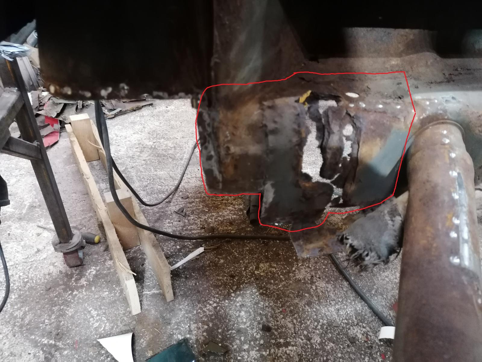 Image may have been reduced in size. Click image to view fullscreen.