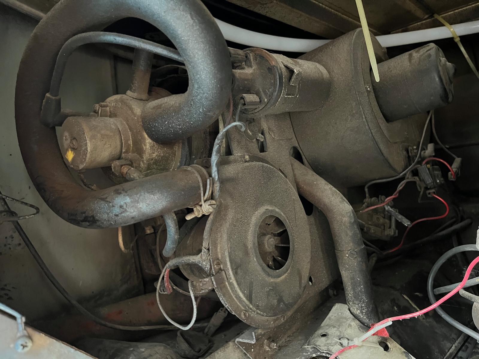 Image may have been reduced in size. Click image to view fullscreen.