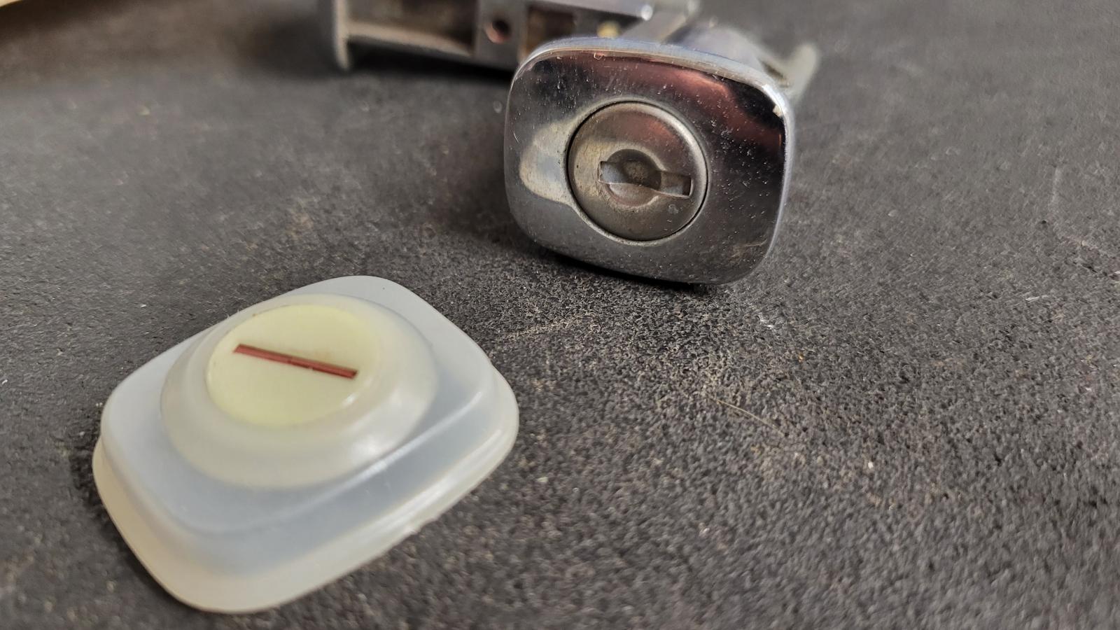 Image may have been reduced in size. Click image to view fullscreen.