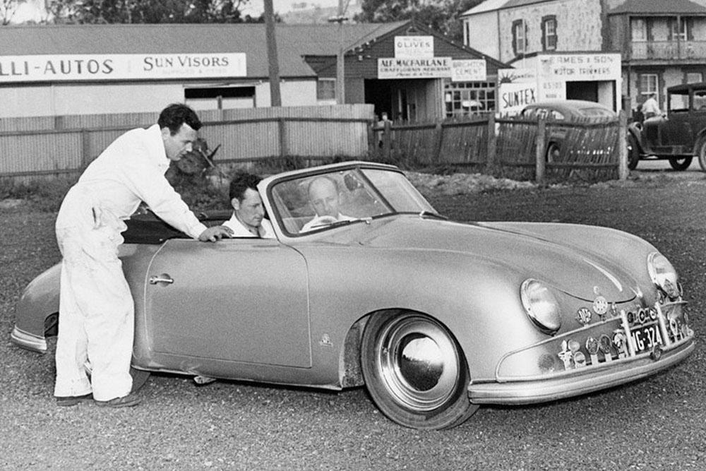 Image may have been reduced in size. Click image to view fullscreen.