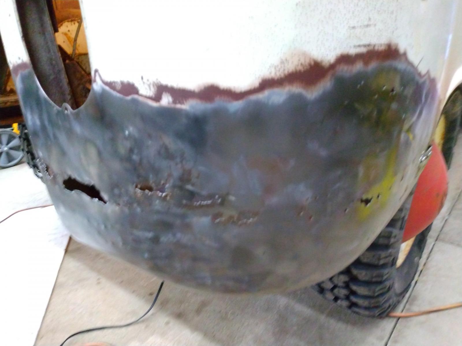 Image may have been reduced in size. Click image to view fullscreen.