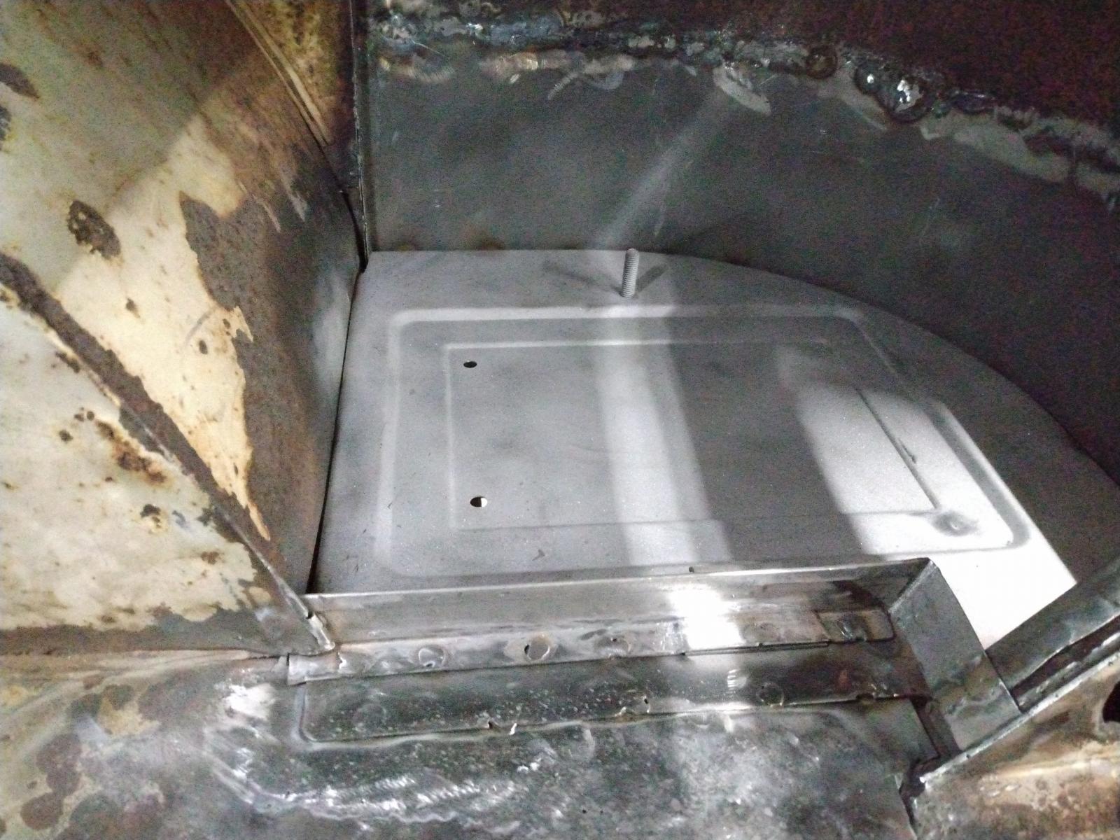 Image may have been reduced in size. Click image to view fullscreen.
